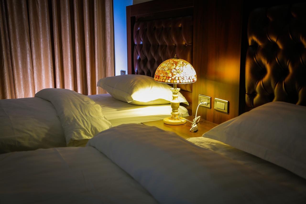 Qaser Al-Sultan Hotel Suites Amman Exteriör bild